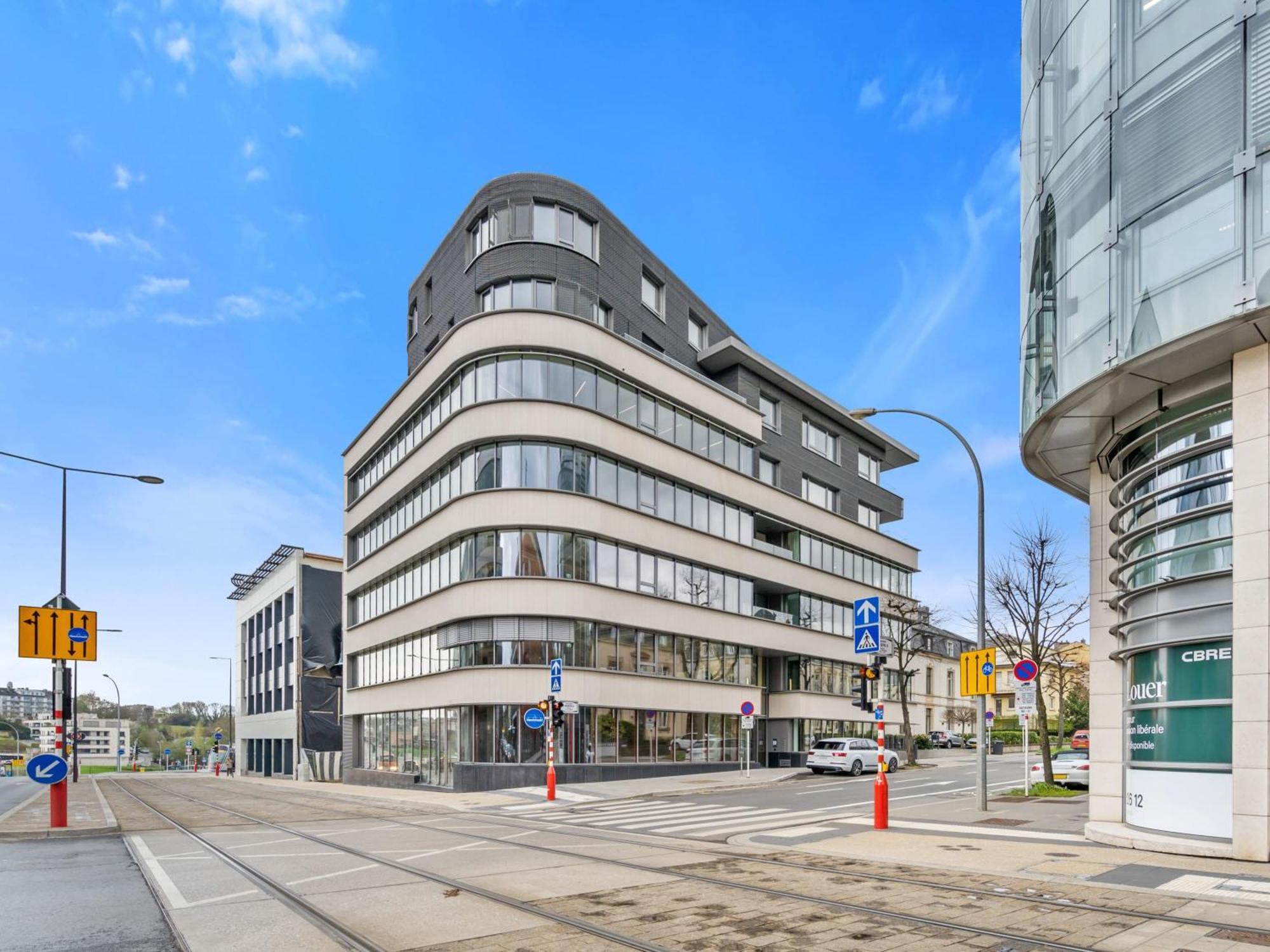 Elegant 2Br With Balcony In Heart Of Luxembourg Apartment Luaran gambar