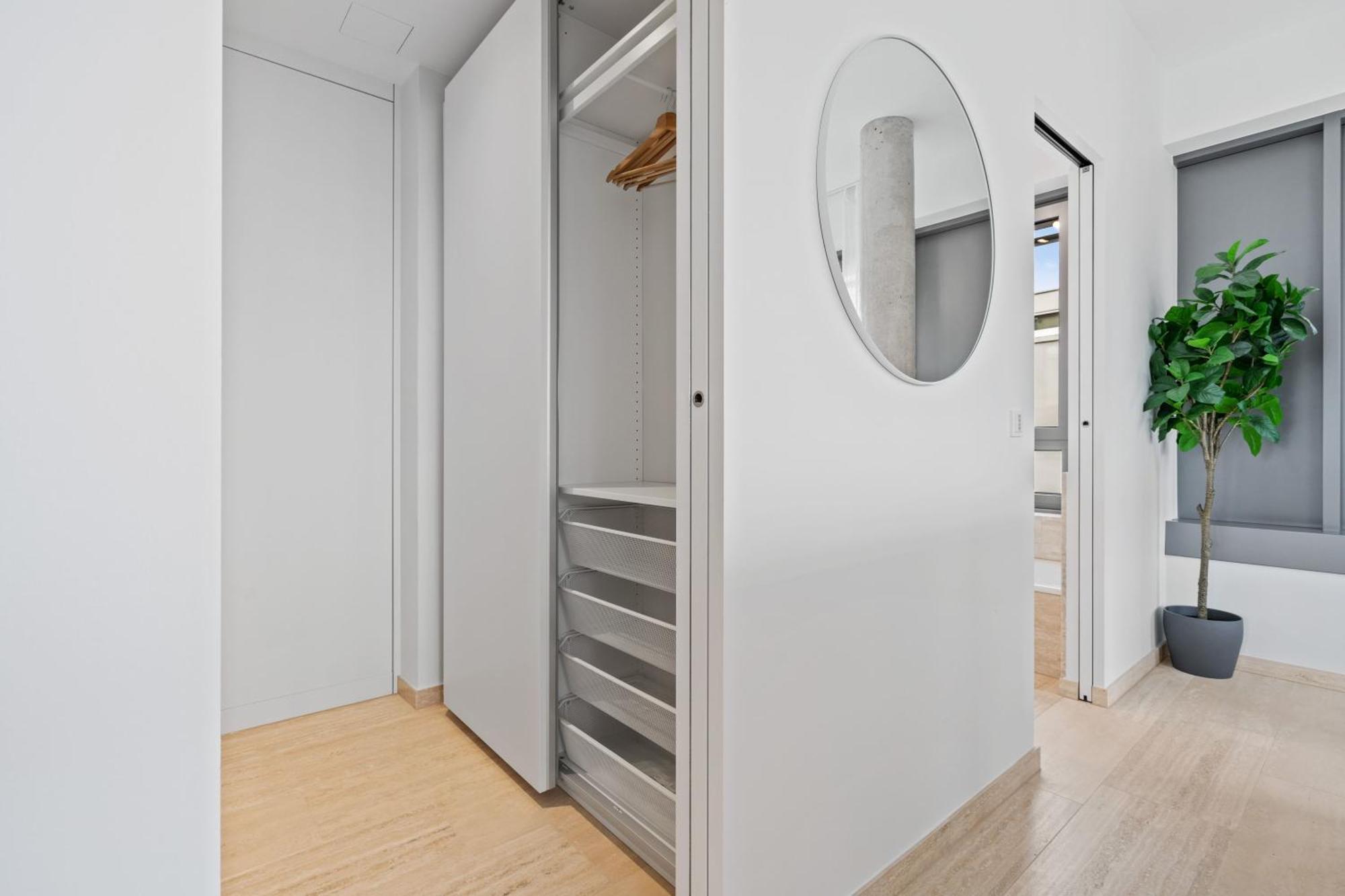 Elegant 2Br With Balcony In Heart Of Luxembourg Apartment Luaran gambar