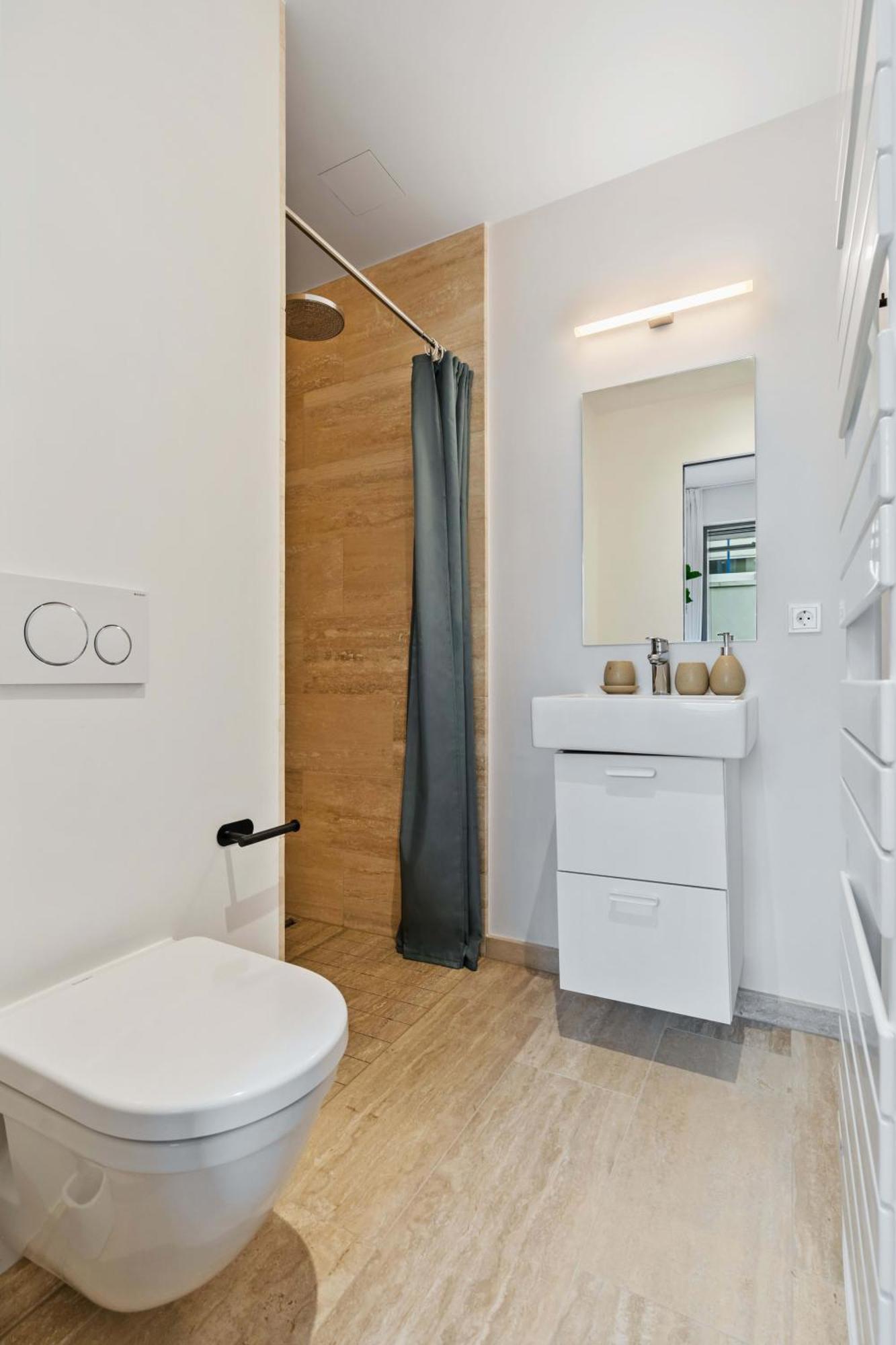 Elegant 2Br With Balcony In Heart Of Luxembourg Apartment Luaran gambar