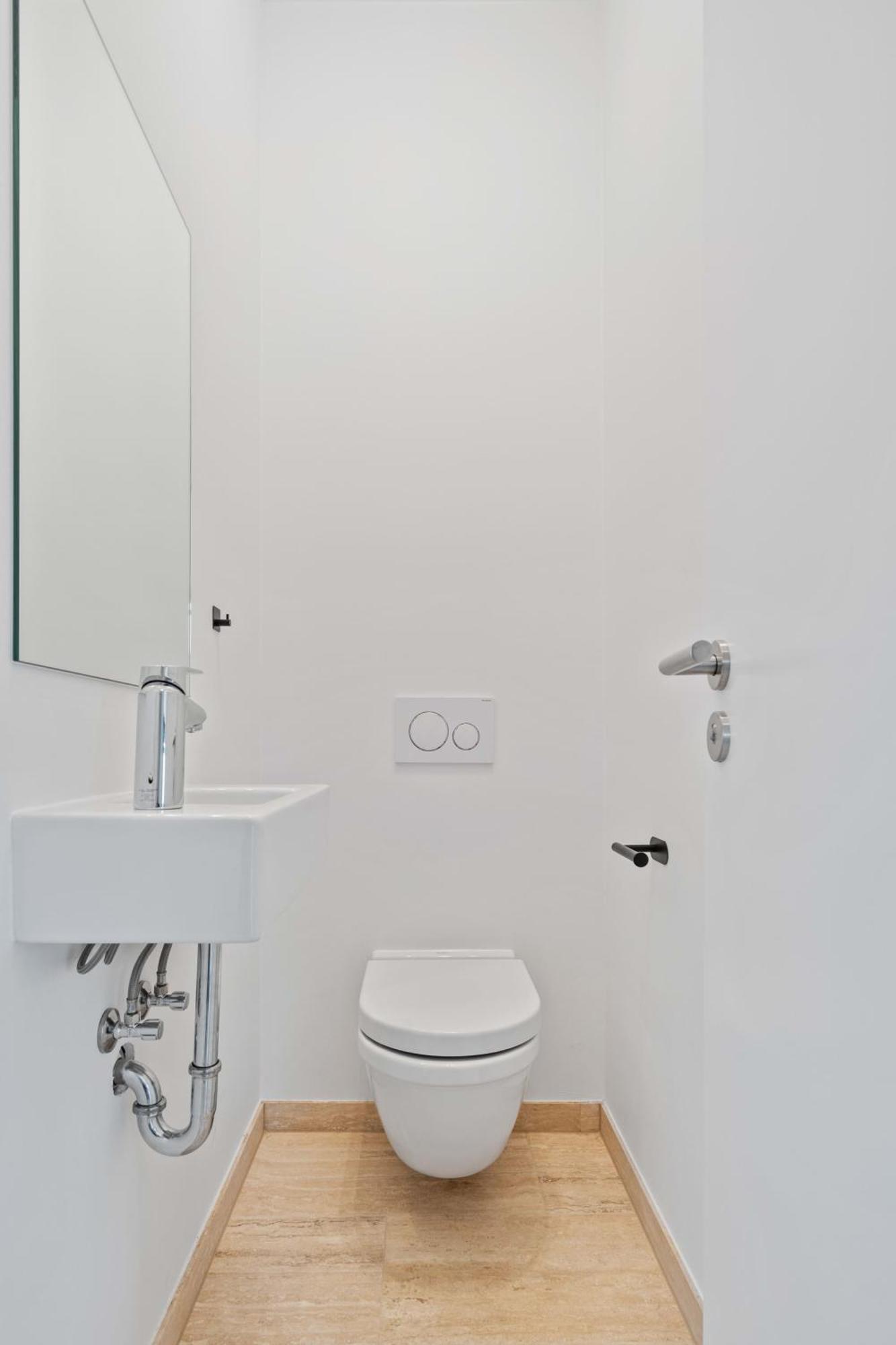 Elegant 2Br With Balcony In Heart Of Luxembourg Apartment Luaran gambar
